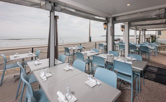 Stones Throw Restaurant
